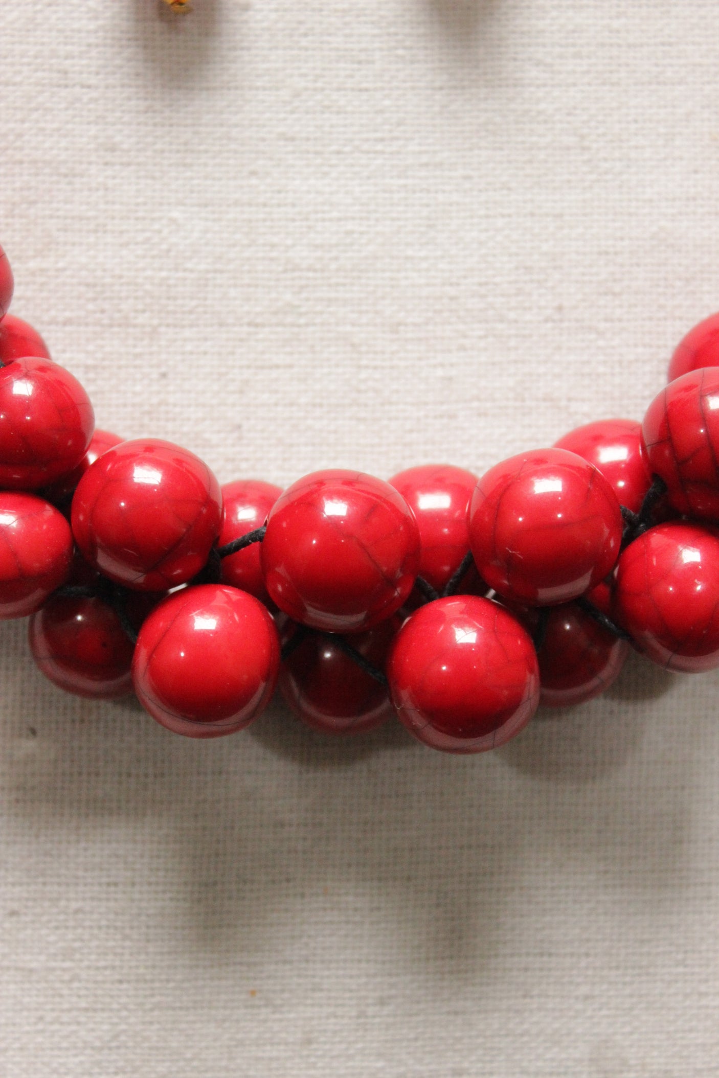 Red Acrylic Beads Tightly Braided in Fabric Thread Chain Closure Necklace