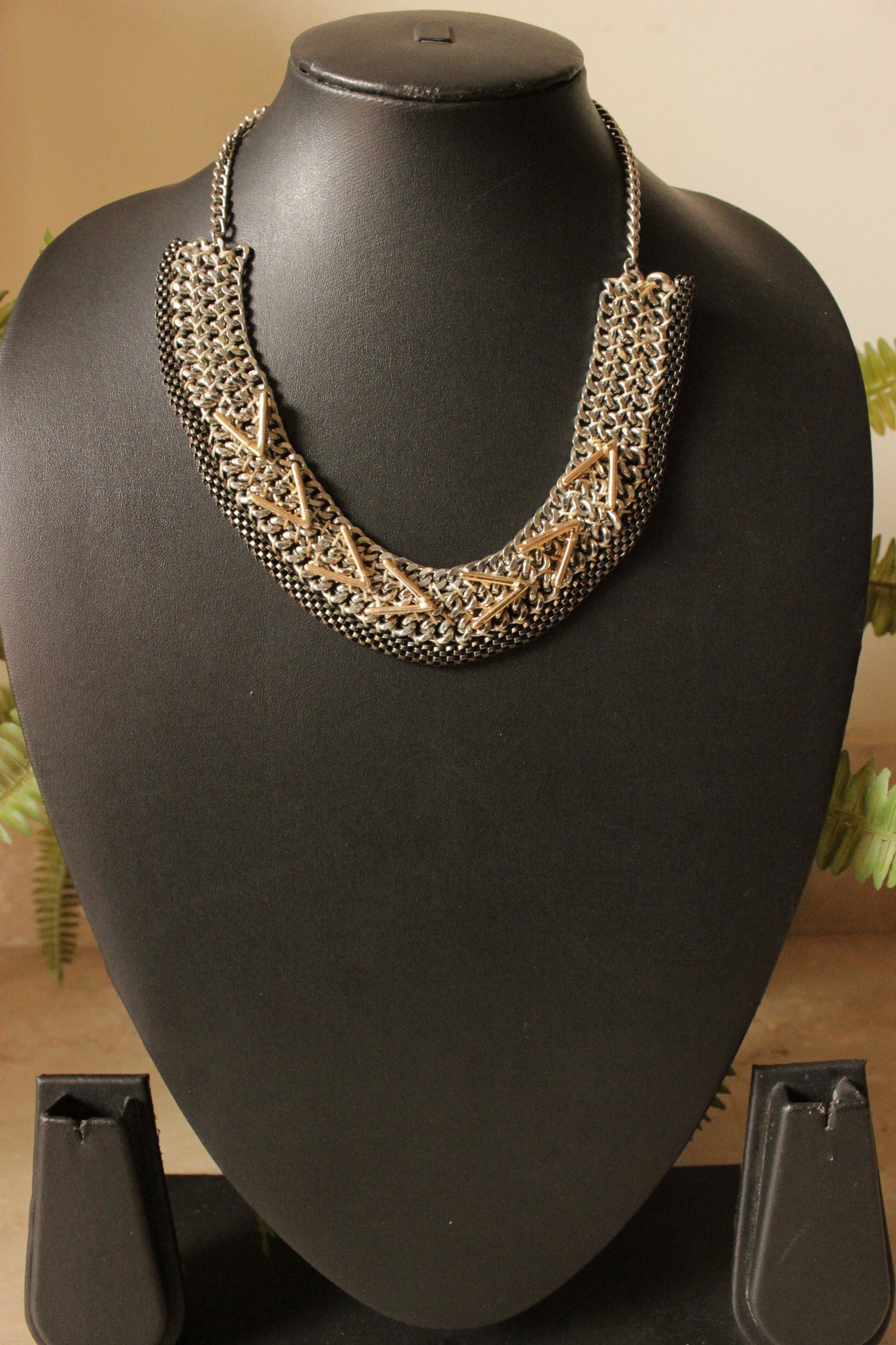Metal Chains 4 Layer Adjustable Closure Necklace