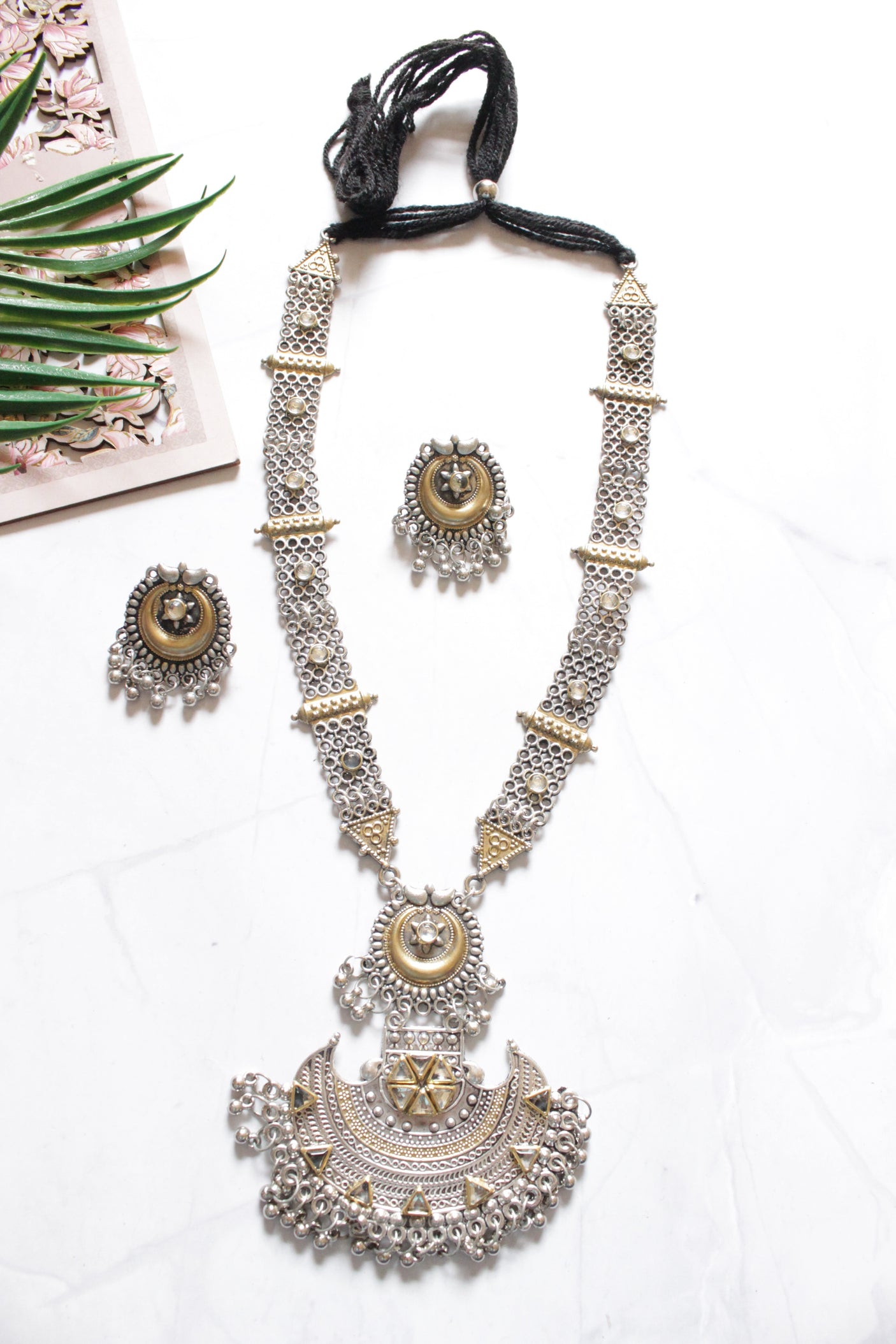 Dual Tone Long Metal Necklace Set with Kundan Accents