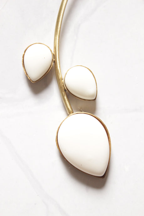 White Stone Embedded Gold Finish Hasli Necklace