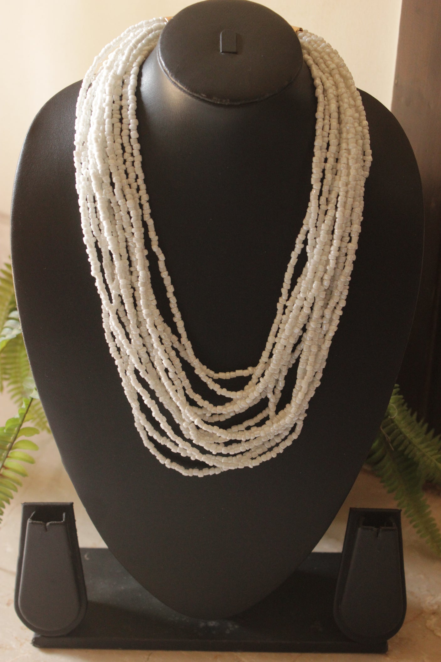 White Multi-Layer Resin Beads Necklace