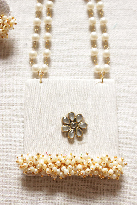 White and Gold Toned Adjustable Dori Closure White Fabric Necklace Set