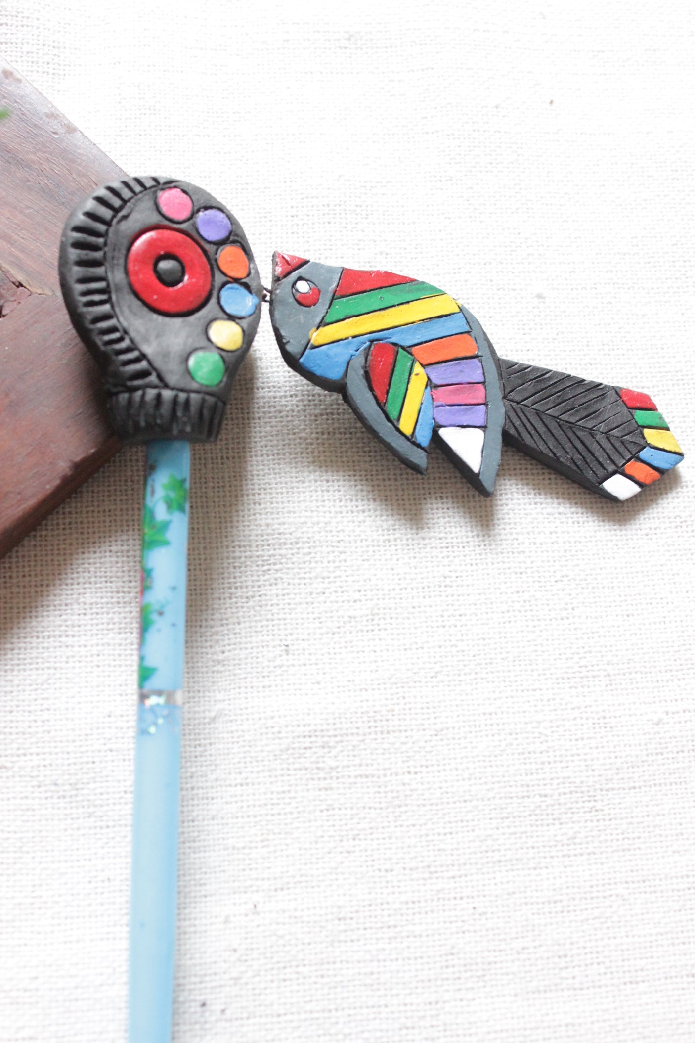 Handcrafted Terracotta Clay Bird Black Bun Stick/Juda Stick