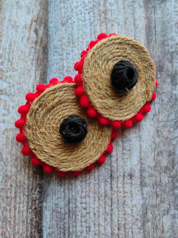 Fabric, Jute & Shell Work Handcrafted Necklace Set with Thread Closure