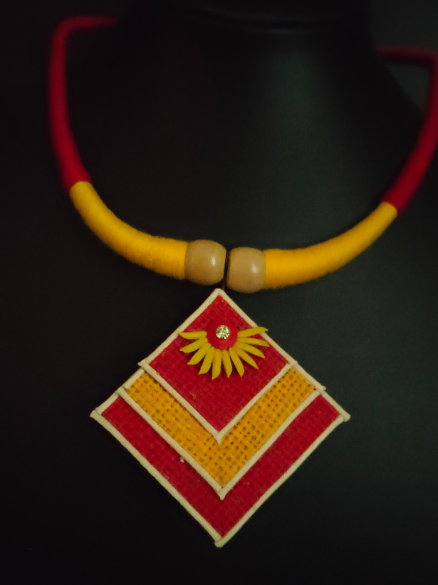 Minimalist Elegant Red & Yellow Jute Necklace Set with Thread Closure