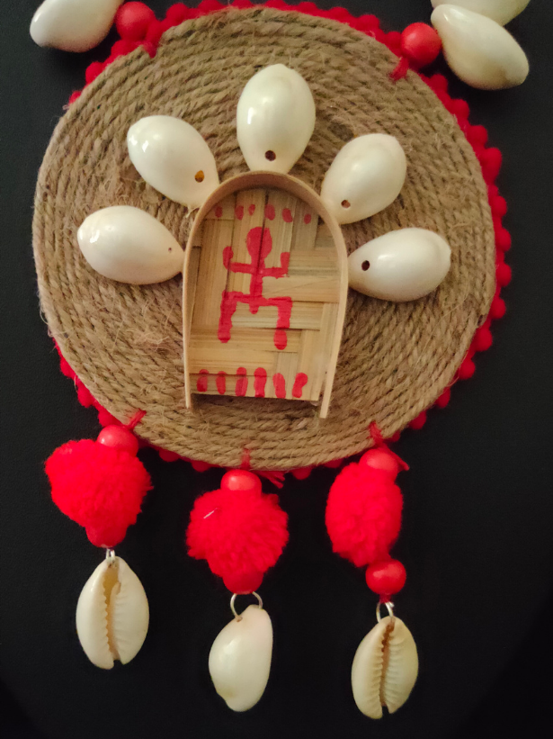 Jute and Shell Work Handcrafted Necklace Set with Thread Closure