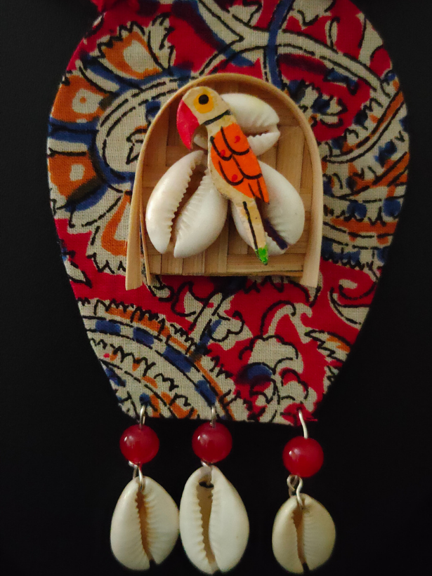 Kalamkari Fabric Shell Work Handcrafted Necklace Set with Thread Closure