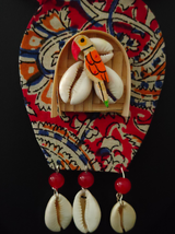 Kalamkari Fabric Shell Work Handcrafted Necklace Set with Thread Closure