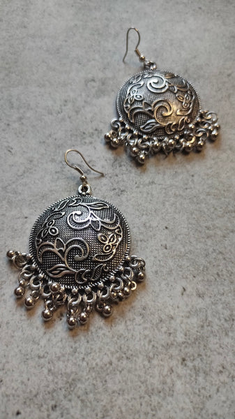 Buy Oxidised Black Metal Jhumka Earrings Online at Best Price | Cbazaar