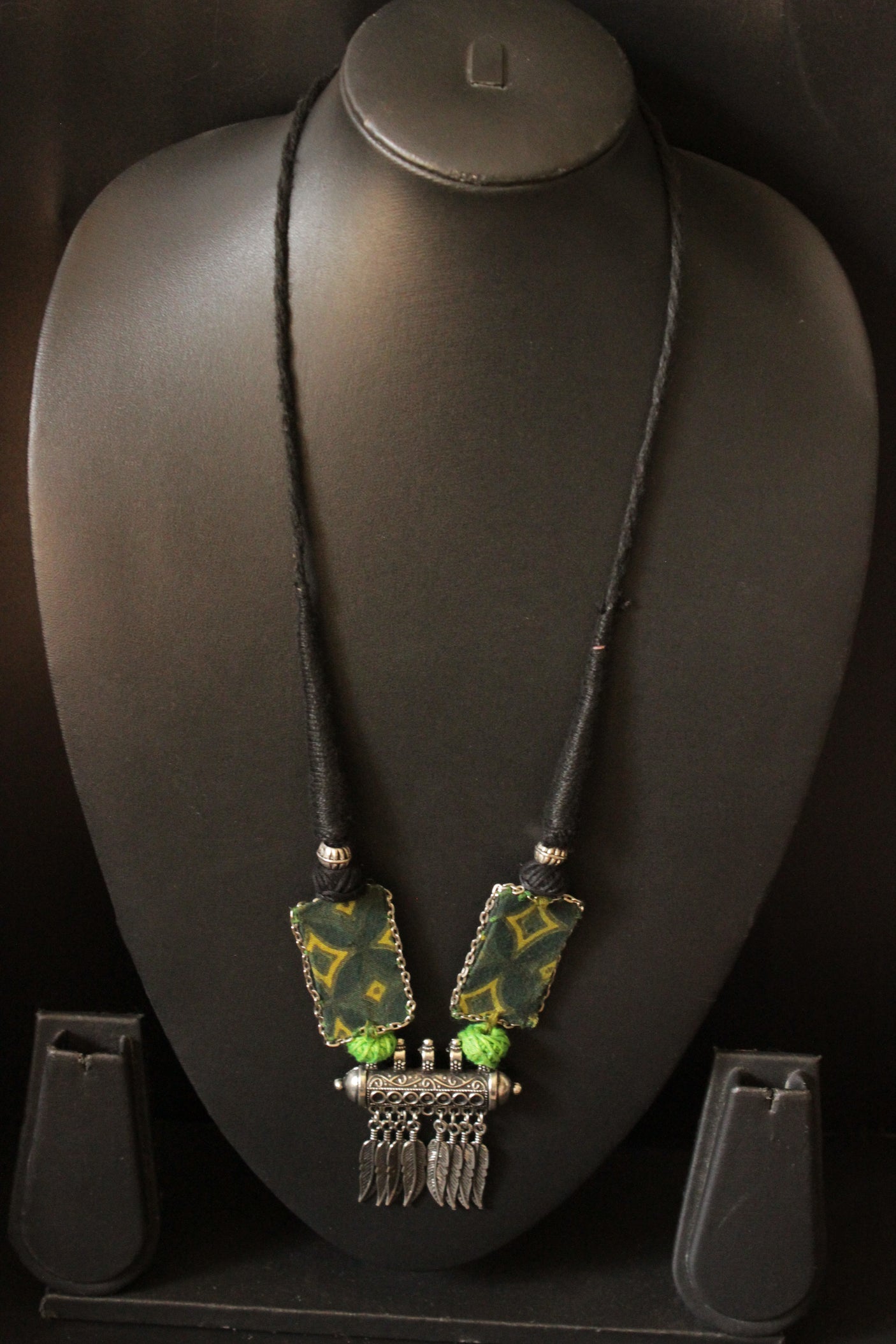 Adjustable Thread Closure Handcrafted Green Necklace with Oxidised Finish Pendant